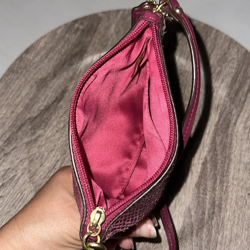 COACH Women's Python Leather Wristlet F50162 Raspberry - Picture 4 of 4